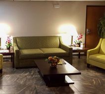 Quality Inn Ozark Lobby