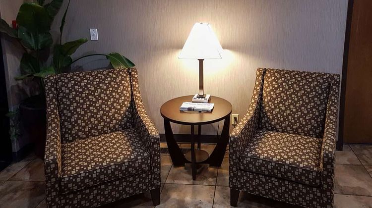 Quality Inn Ozark Lobby