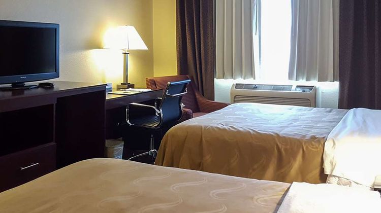 Quality Inn Ozark Room