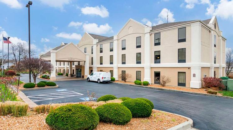 Comfort Inn Near Six Flags St. Louis Exterior
