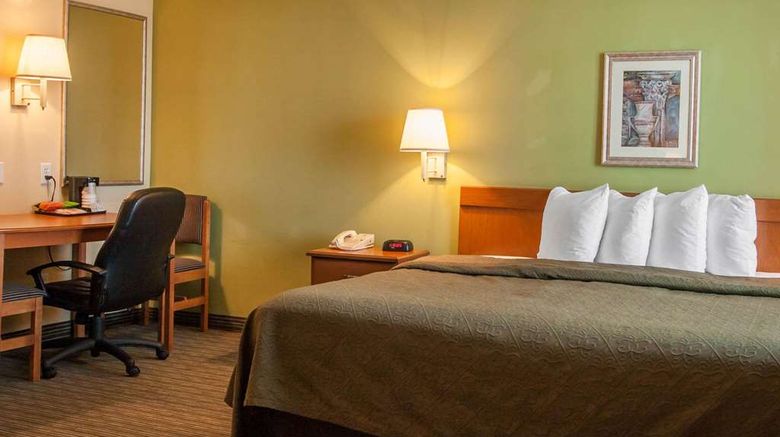<b>Quality Inn Joplin Suite</b>. Images powered by <a href="https://iceportal.shijigroup.com/" title="IcePortal" target="_blank">IcePortal</a>.