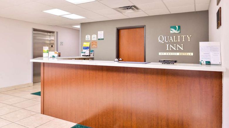 <b>Quality Inn Joplin Lobby</b>. Images powered by <a href="https://iceportal.shijigroup.com/" title="IcePortal" target="_blank">IcePortal</a>.