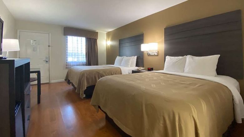 <b>Quality Inn Branson Room</b>. Images powered by <a href="https://iceportal.shijigroup.com/" title="IcePortal" target="_blank">IcePortal</a>.
