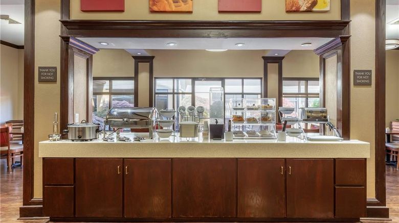 <b>Comfort Suites Rolla Restaurant</b>. Images powered by <a href="https://iceportal.shijigroup.com/" title="IcePortal" target="_blank">IcePortal</a>.