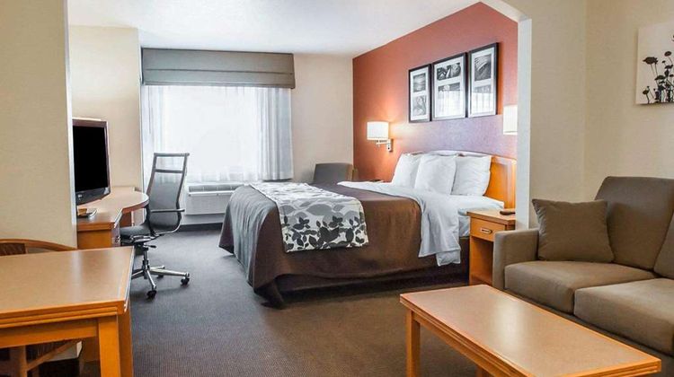 Sleep Inn & Suites Lake of the Ozarks Room