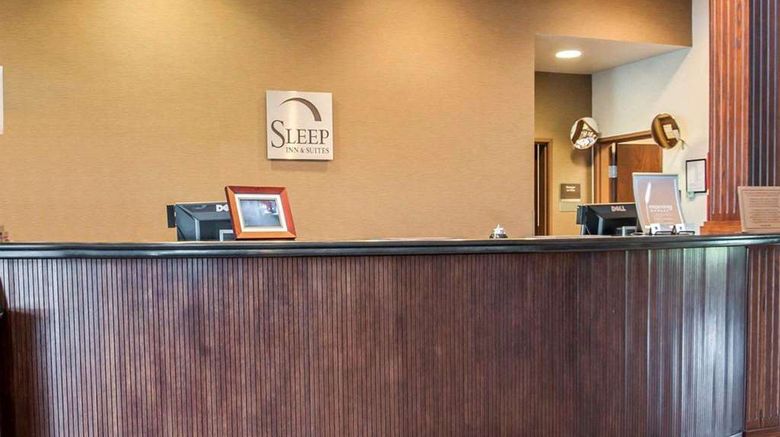 <b>Sleep Inn & Suites Lake of the Ozarks Lobby</b>. Images powered by <a href="https://iceportal.shijigroup.com/" title="IcePortal" target="_blank">IcePortal</a>.
