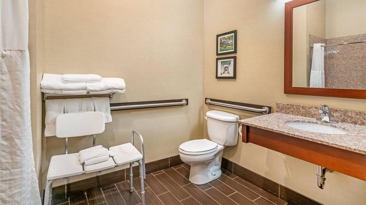 Comfort Suites Room
