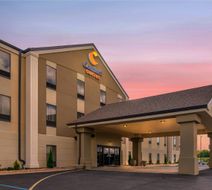 Comfort Suites Exterior