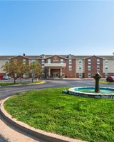 Comfort Inn & Suites St. Louis - Chester