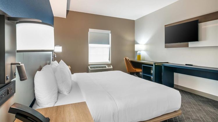 Comfort Inn & Suites St. Louis - Chester Room
