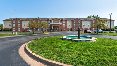 Comfort Inn & Suites St. Louis - Chester