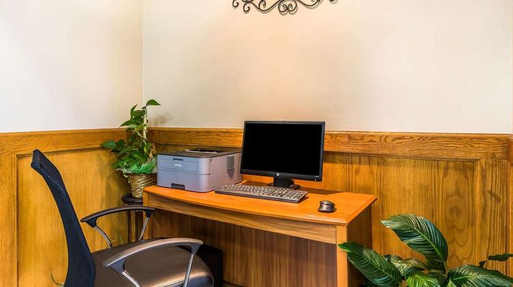 Quality Inn & Suites Other