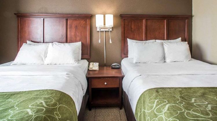 Comfort Suites Columbia-University Area Suite