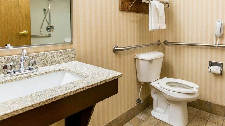 Comfort Inn Warrensburg Station Room