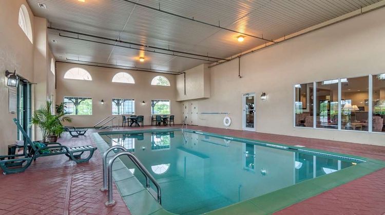 Comfort Inn Warrensburg Station Pool