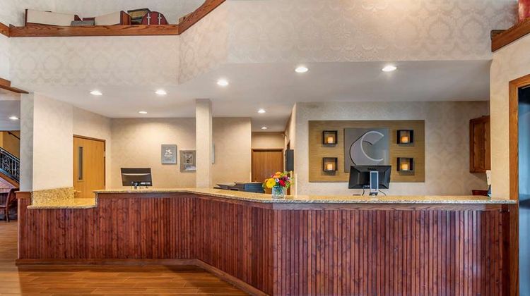 Comfort Inn Warrensburg Station Lobby