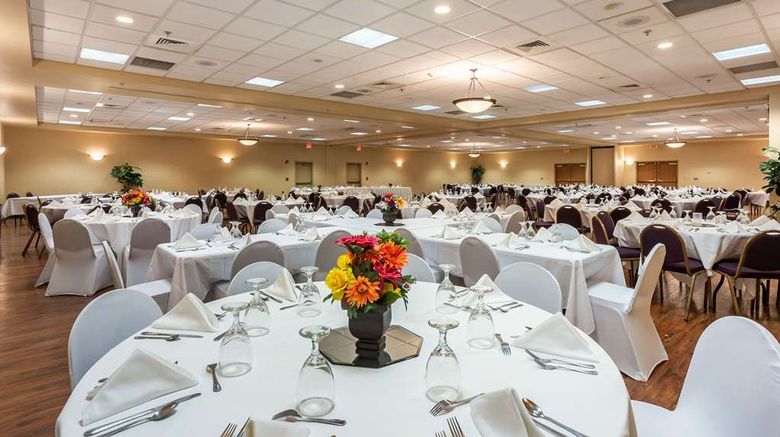 <b>Quality Inn and Suites Hannibal West Meeting</b>. Images powered by <a href="https://iceportal.shijigroup.com/" title="IcePortal" target="_blank">IcePortal</a>.