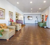 Comfort Inn Bolivar Lobby