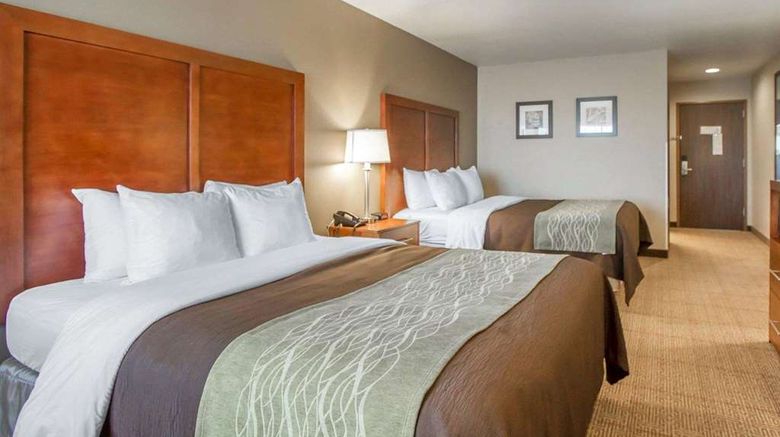 <b>Comfort Inn Bolivar Room</b>. Images powered by <a href="https://iceportal.shijigroup.com/" title="IcePortal" target="_blank">IcePortal</a>.