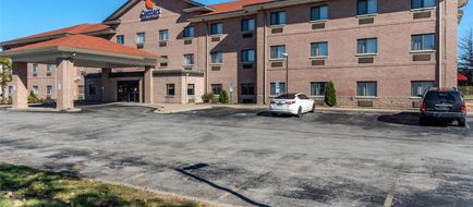 Comfort Inn & Suites Lees Summit Exterior