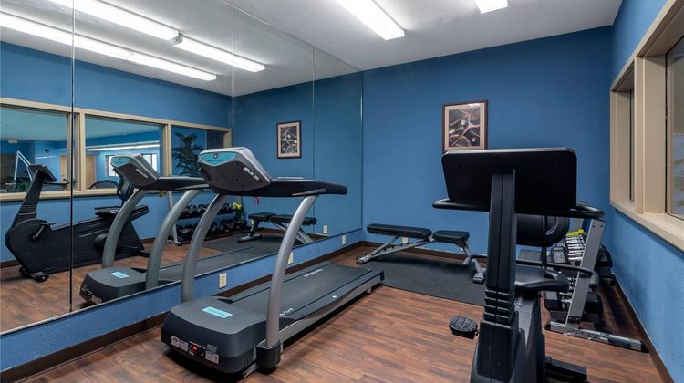 Comfort Inn & Suites Lees Summit Health
