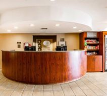 Comfort Suites, Independence Lobby