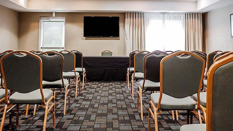 <b>Comfort Suites, Independence Meeting</b>. Images powered by <a href="https://iceportal.shijigroup.com/" title="IcePortal" target="_blank">IcePortal</a>.