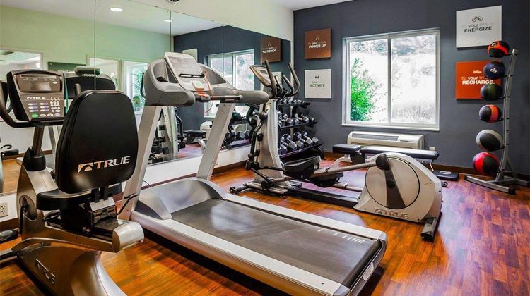 Comfort Suites, Independence Health