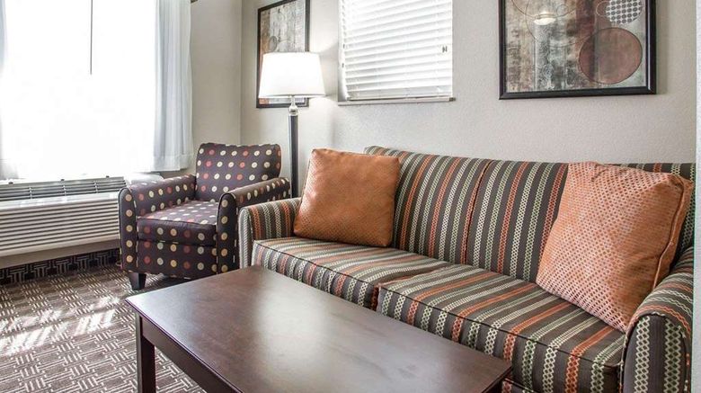 <b>MainStay Suites St. Robert/Ft Leonard Wd Suite</b>. Images powered by <a href="https://iceportal.shijigroup.com/" title="IcePortal" target="_blank">IcePortal</a>.