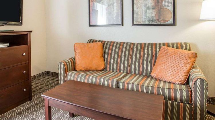 MainStay Suites St. Robert/Ft Leonard Wd Suite
