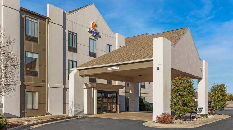 Comfort Inn Sullivan Exterior