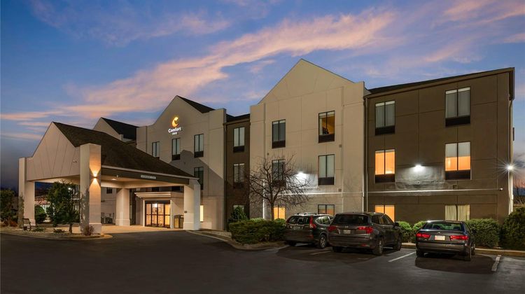 Comfort Inn Sullivan Exterior