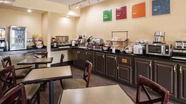<b>Quality Inn Hayti Restaurant</b>. Images powered by <a href="https://iceportal.shijigroup.com/" title="IcePortal" target="_blank">IcePortal</a>.