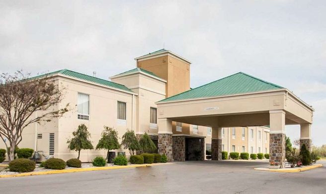 Quality Inn Hayti Exterior