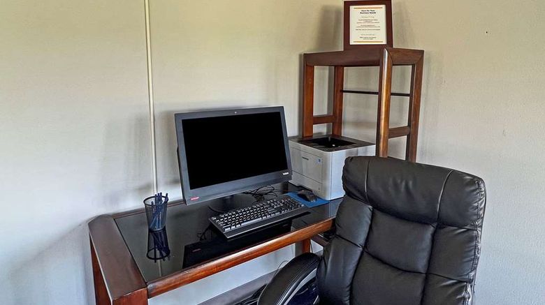 <b>Comfort Suites Other</b>. Images powered by <a href="https://iceportal.shijigroup.com/" title="IcePortal" target="_blank">IcePortal</a>.