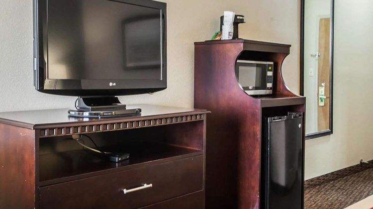 Quality Inn Belton Room