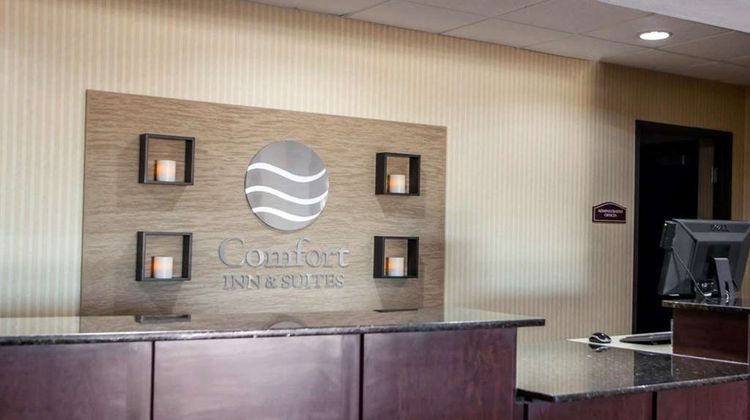 Comfort Inn And Suites Harrisonville Lobby