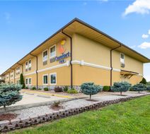 Comfort Inn Willow Springs US 60 and US 63 Exterior