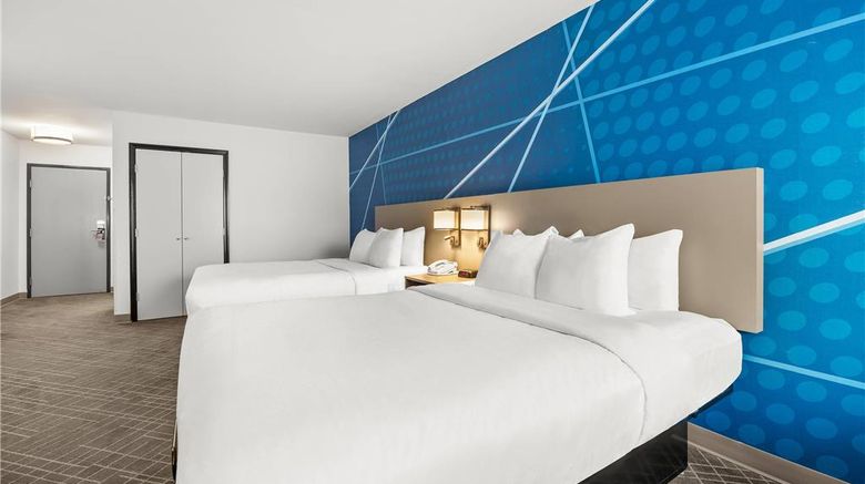 <b>Comfort Inn Willow Springs US 60 and US 63 Suite</b>. Images powered by <a href="https://iceportal.shijigroup.com/" title="IcePortal" target="_blank">IcePortal</a>.