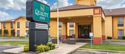 Quality Inn St Robert Exterior