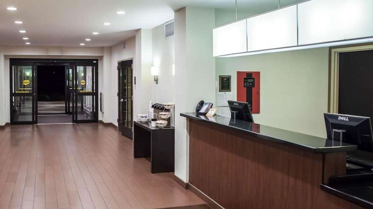 Sleep Inn & Suites Liberty Lobby