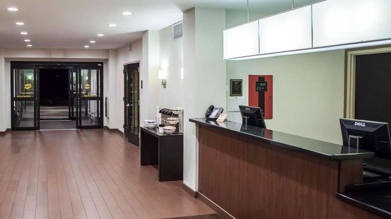 <b>Sleep Inn & Suites Liberty Lobby</b>. Images powered by <a href="https://iceportal.shijigroup.com/" title="IcePortal" target="_blank">IcePortal</a>.