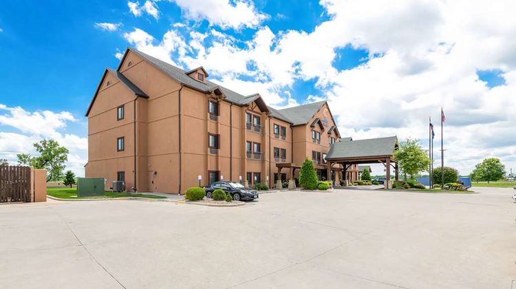 Comfort Inn & Suites Exterior