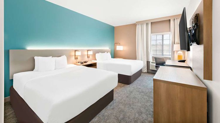 Comfort Inn & Suites Room