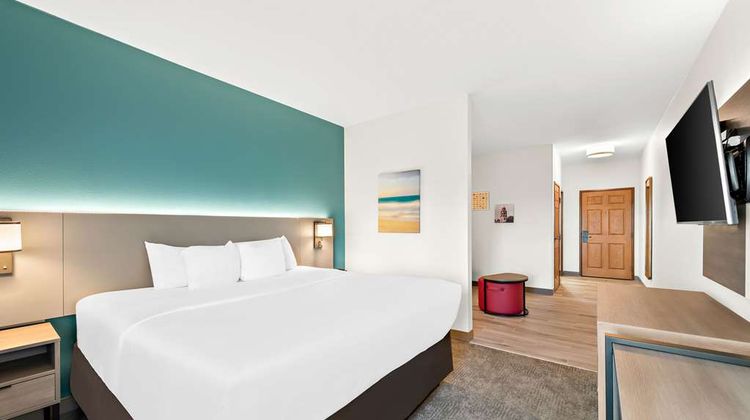 Comfort Inn & Suites Suite