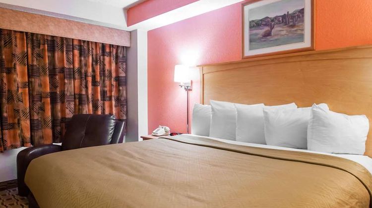 Econo Lodge Room