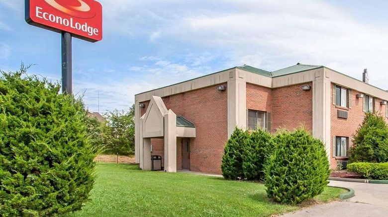 <b>Econo Lodge Dexter Exterior</b>. Images powered by <a href="https://iceportal.shijigroup.com/" title="IcePortal" target="_blank">IcePortal</a>.