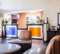 Comfort Inn Lees Summit Lobby