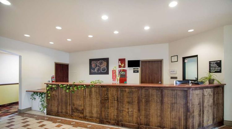 Econo Lodge Anderson Lobby