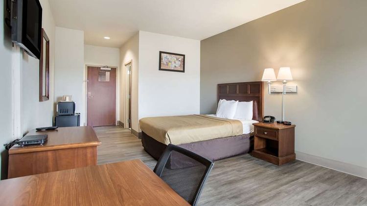 Econo Lodge Anderson Room